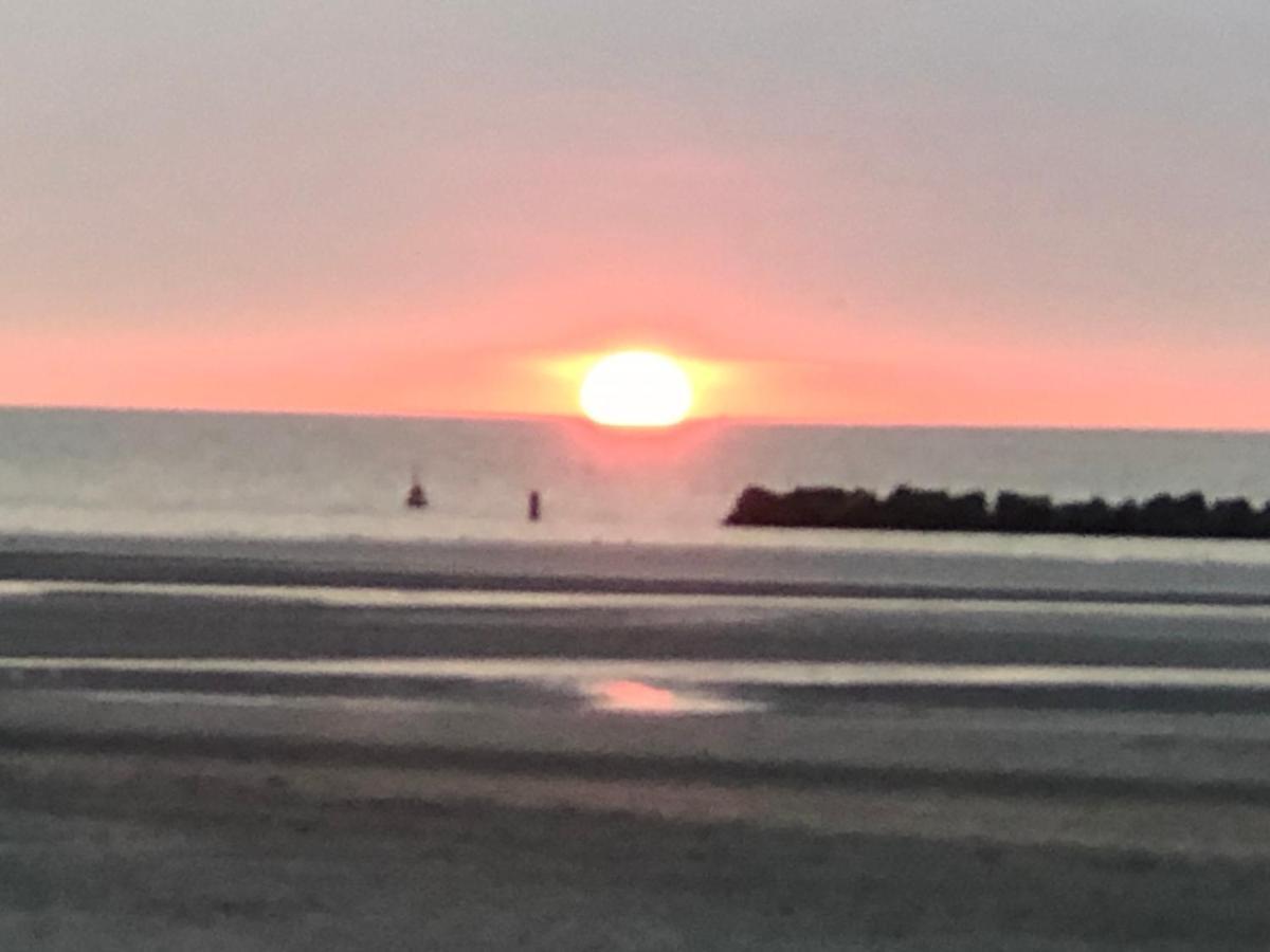 Appartement Sur La Plage De Malo Les Bains Vue Mer Dunkirk Eksteriør billede