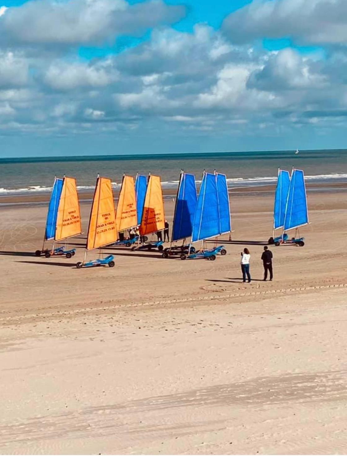 Appartement Sur La Plage De Malo Les Bains Vue Mer Dunkirk Eksteriør billede